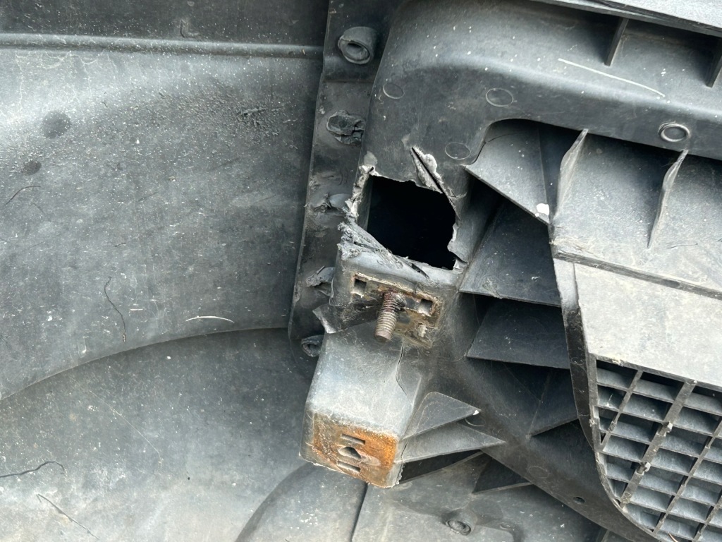 Iveco daily 06-12 бампер перед передний Цена