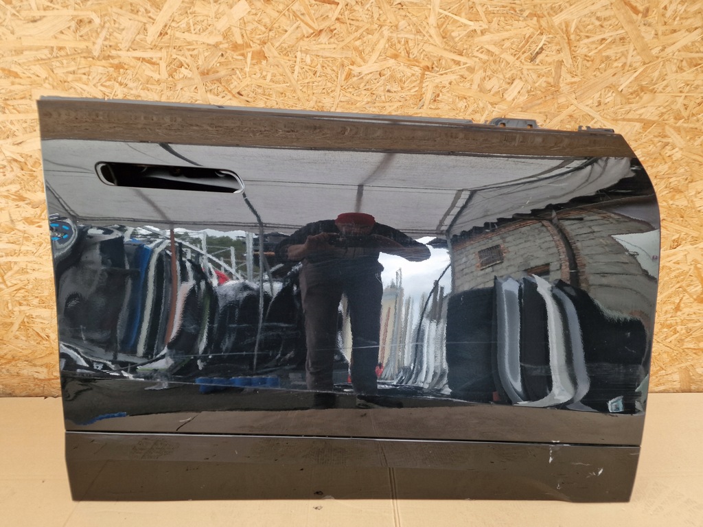 фото №1, Bmw ix дверь правое передние