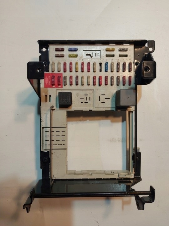 фото №1, Коробка предохранителей man tgx 2013