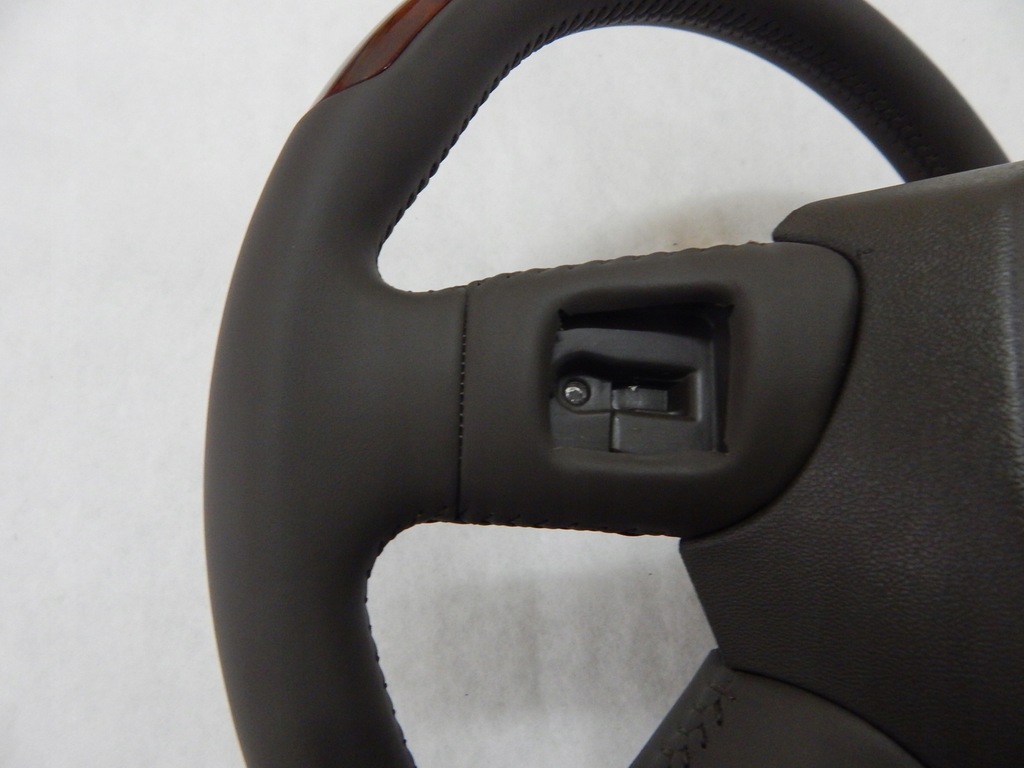 фото №13, Audi a8 4h0 a6 c7 - повітропровід drewno pod пелюстки перемикання