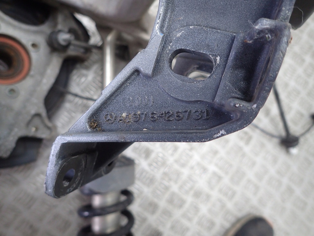 фото №7, Merceds sls a197 підвіска поворотний кулак амортизатор важелі задня праве n183