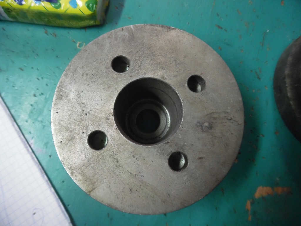 фото №1, Audi a6 колесо насоса 059130103e