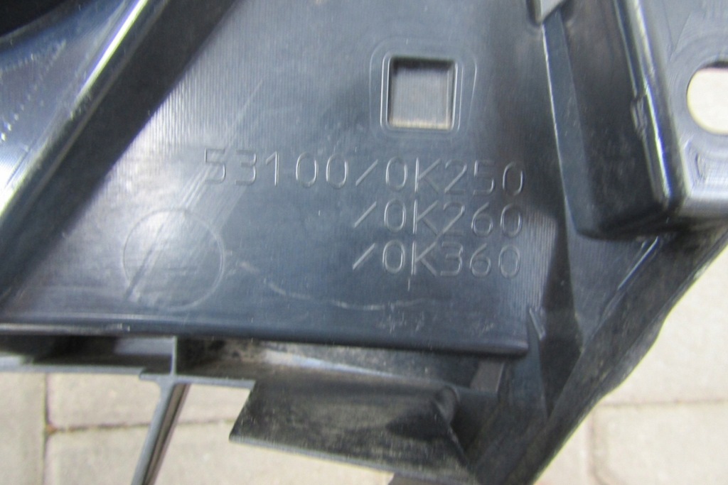 фото №8, Решітка радіатора решітка радіатора підсилювач toyota hilux 7 09- lift