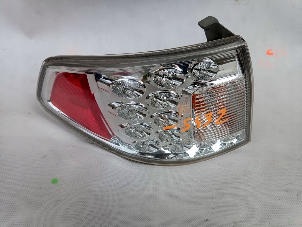 фото №1, Subaru impreza xv 11r лампа ліва задня задня led