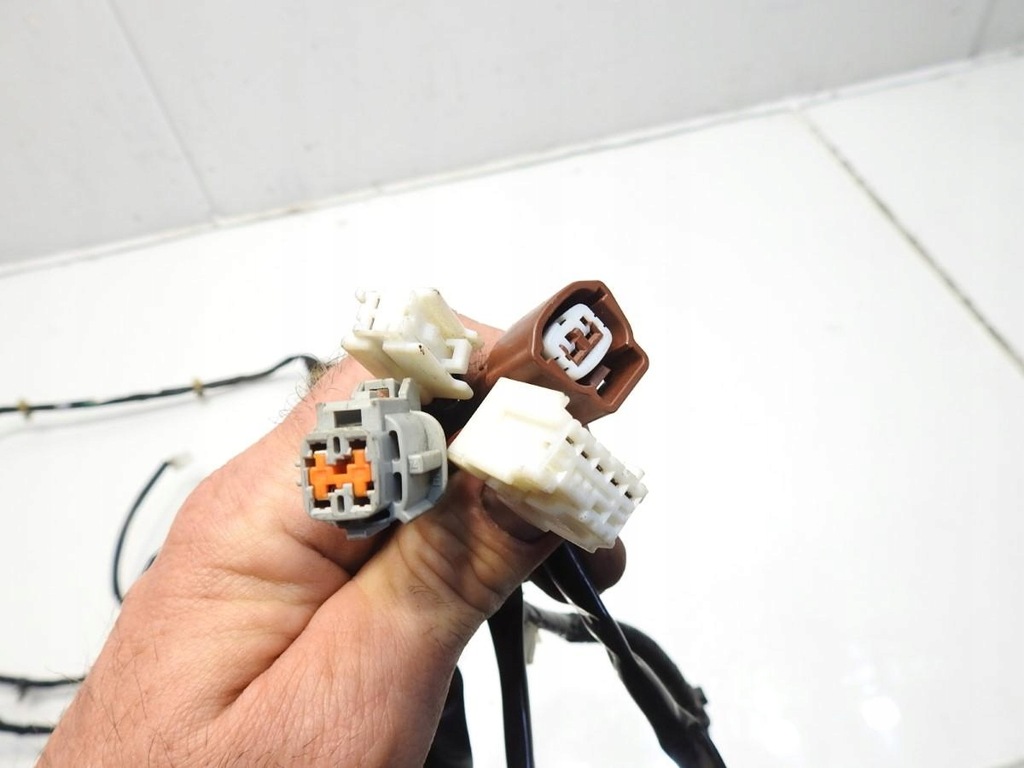 фото №6, Жгут электропроводка дверь задняя nissan x-trail t30 241268h300