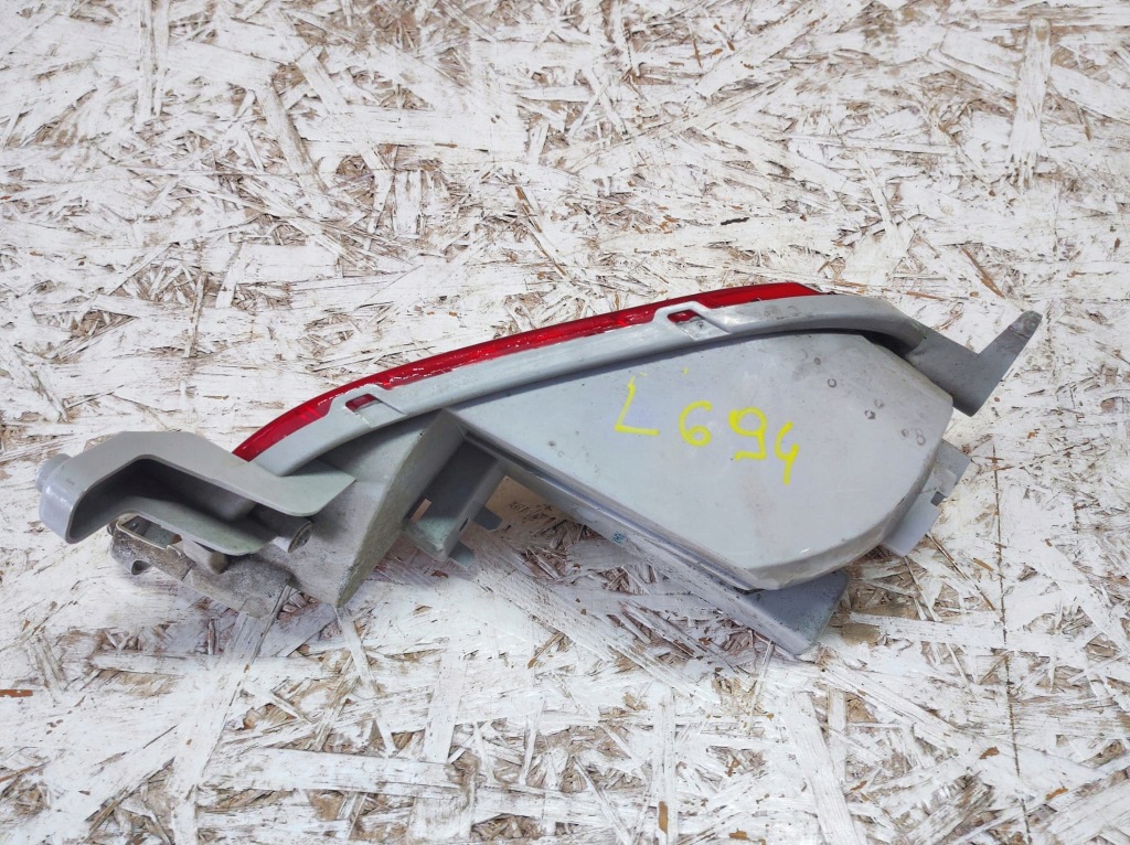 фото №4, Лампа отражатель правый задняя противотуманная mazda cx3 15-