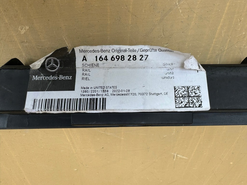 Mercedes ml 2 2 w164 05-08r кронштейн  кронштейн поріг праве праві поріг Доставка