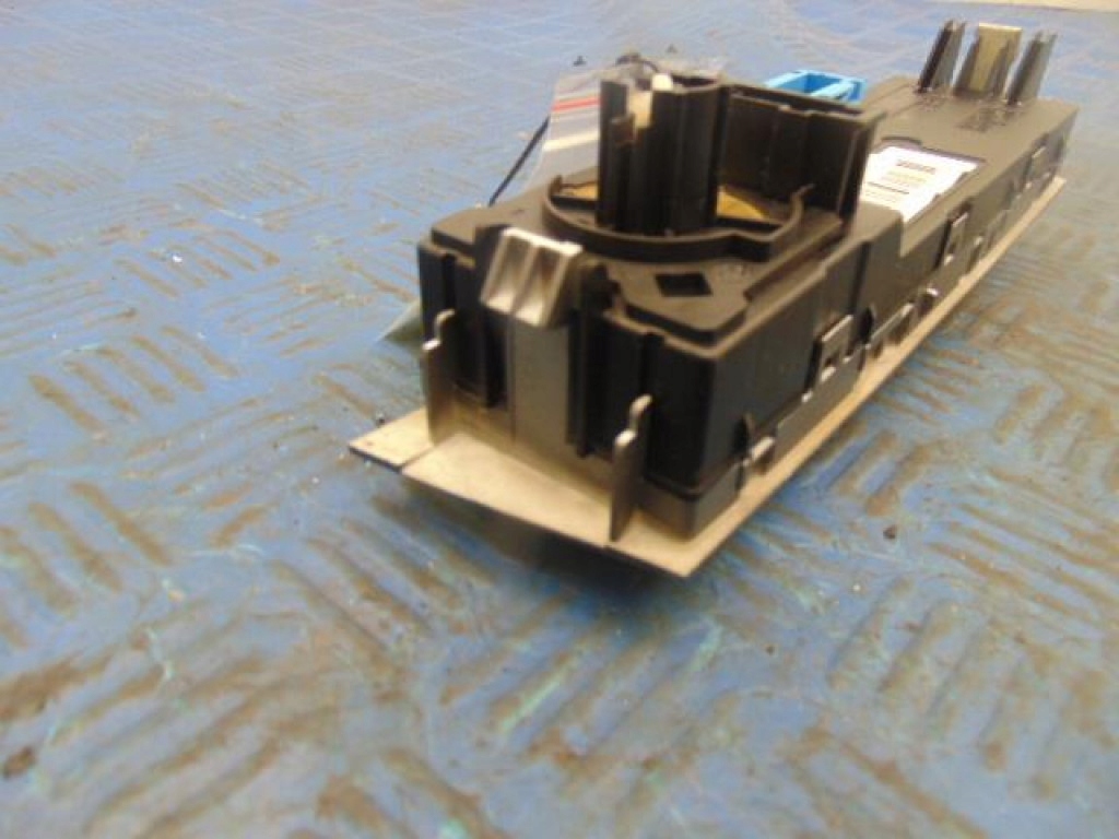 Opel signum керування обігрівач 13138190 Ціна