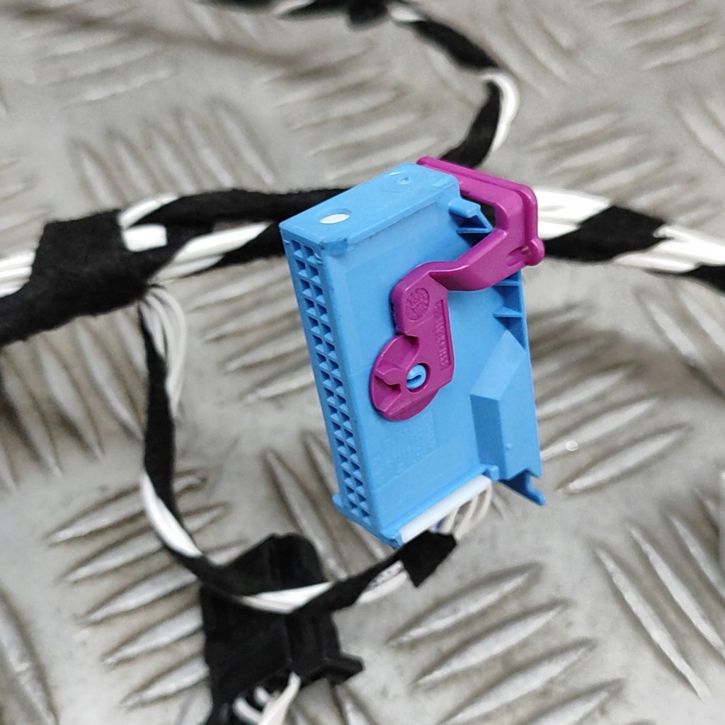 фото №8, Volkswagen tiguan 2024 левая сторона жгут трубопровод дверь передних