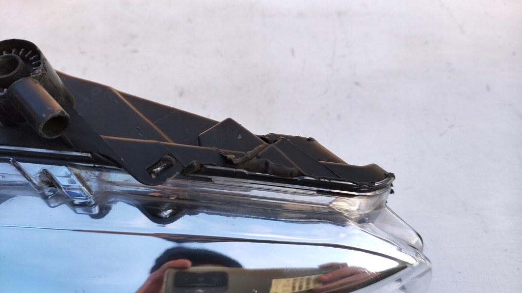 Land rover discovery sport l550 15- противотуманная фара led drl правый t-b40 Цена