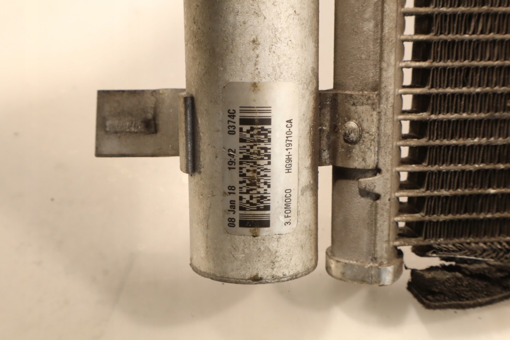 Радіатор кондиціонера ford mondeo v mk5 2.0tdci hg9h-19710-ca Зі Шроту