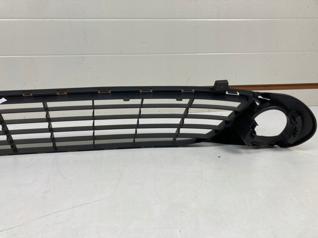 фото №6, Решётка бампера передний dacia lodgy