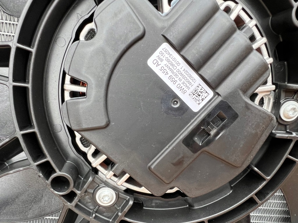 фото №16, Audi q7 4m s-line lift ii 2025 55 tfsi перед kompletny лампы matrix ly9t