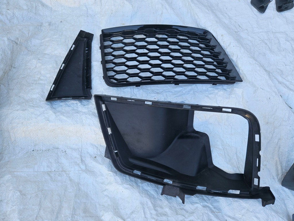 фото №10, Audi rs3 8v4 плита спойлер решётка бампер перед