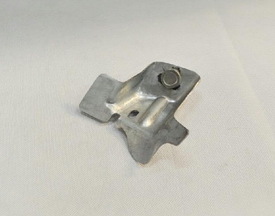 фото №1, Кронштейн цилиндра пневматической. 5q0823402b vw golf passat arteon audi a3 rs3