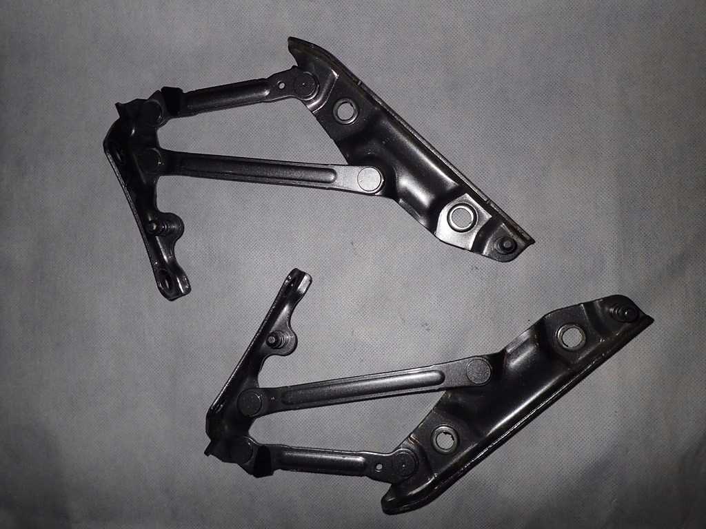 фото №1, Dw infiniti q70 петля крышки