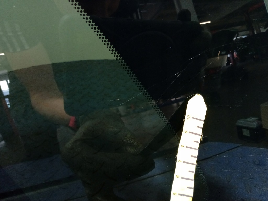 фото №4, Toyota previa ii 00-06 стекло кузовная задняя левая