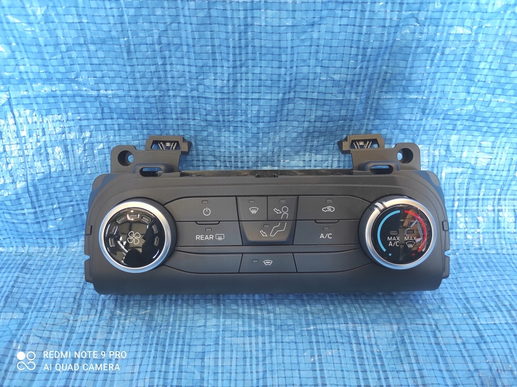 фото №1, Панель обдув кондиціонера ford focus mk4