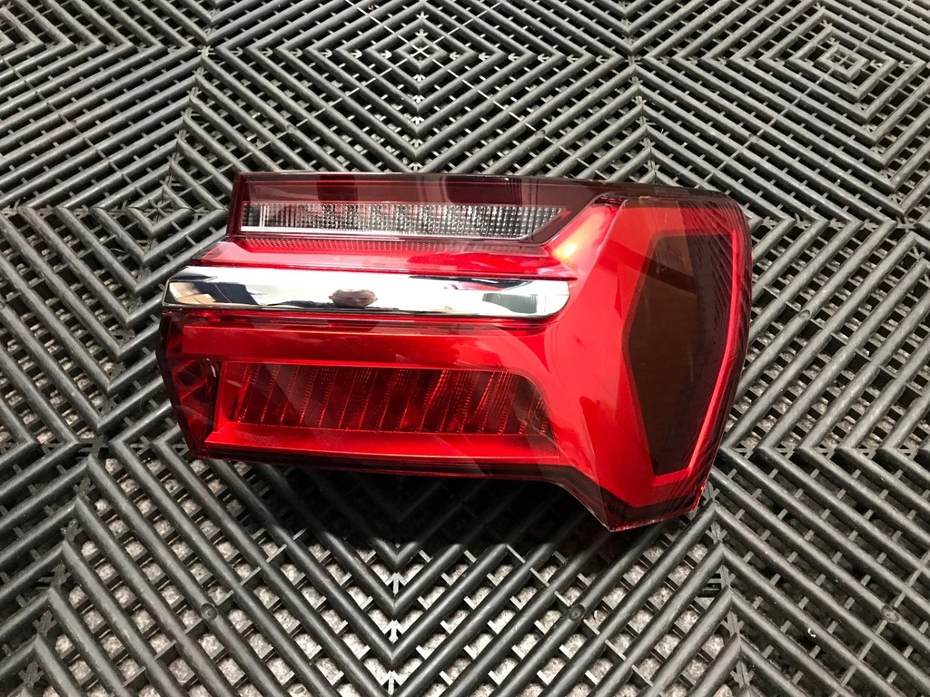 фото №1, Лампа права задня audi a6 c8 sedan 2018-