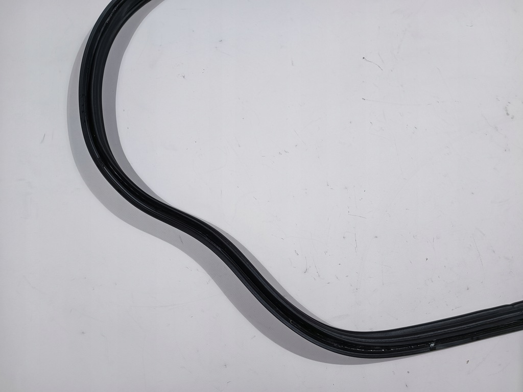 фото №10, Прокладка кришки багажника ford mustang vi cabrio