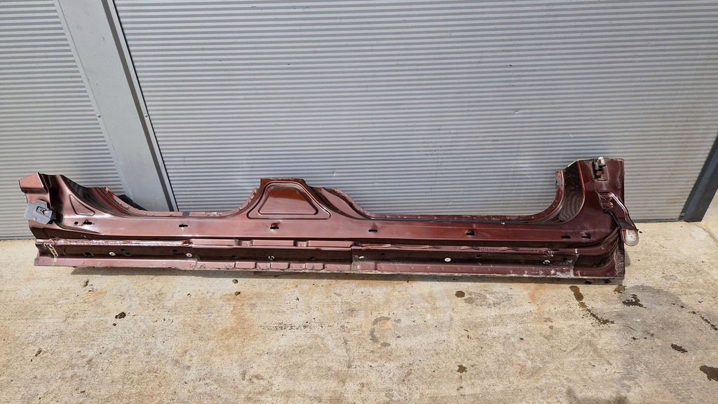 фото №1, Volvo xc60 i 2015 порог правый полный / длинный