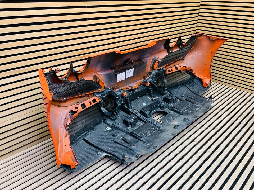 Ferrari f8 бампер задний  карбон диффузор 863516 Киев