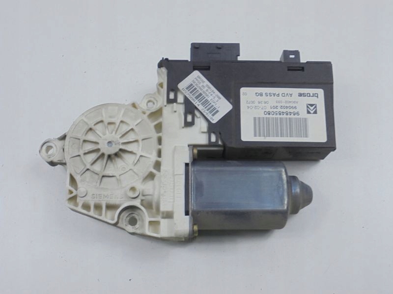 фото №10, Citroen c5 i двигун скло перед правий 9648485080 990402-201