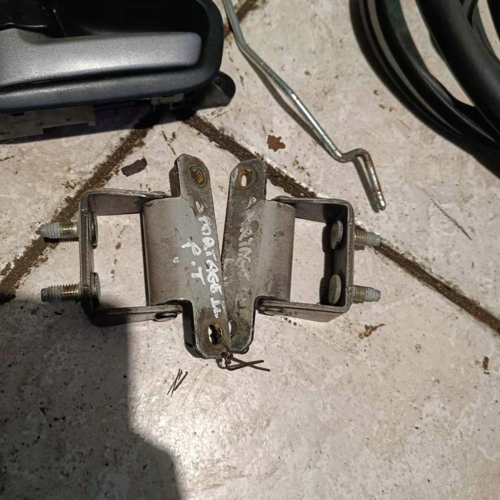 Купить Петли крышки багажника комплект ix35 sportage iii