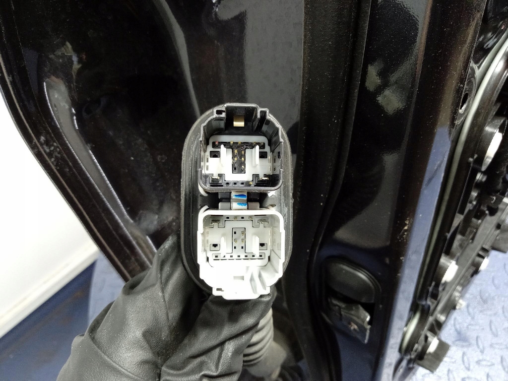 фото №14, Ford mustang mach-e дверь задняя правое задние