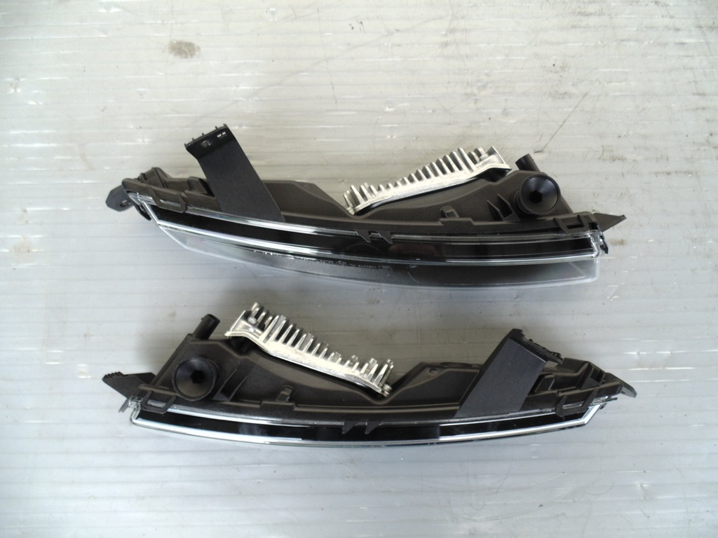 фото №2, Протитуманні фари протитуманна фара лівий правий led jaguar f-pace 16r.