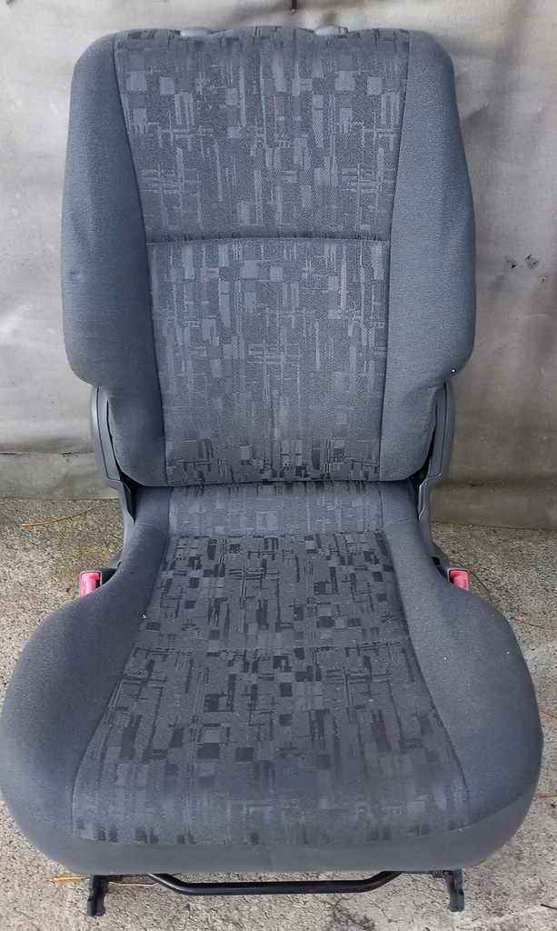 фото №1, Toyota previa ii 00-06 сиденье задняя iii ряд