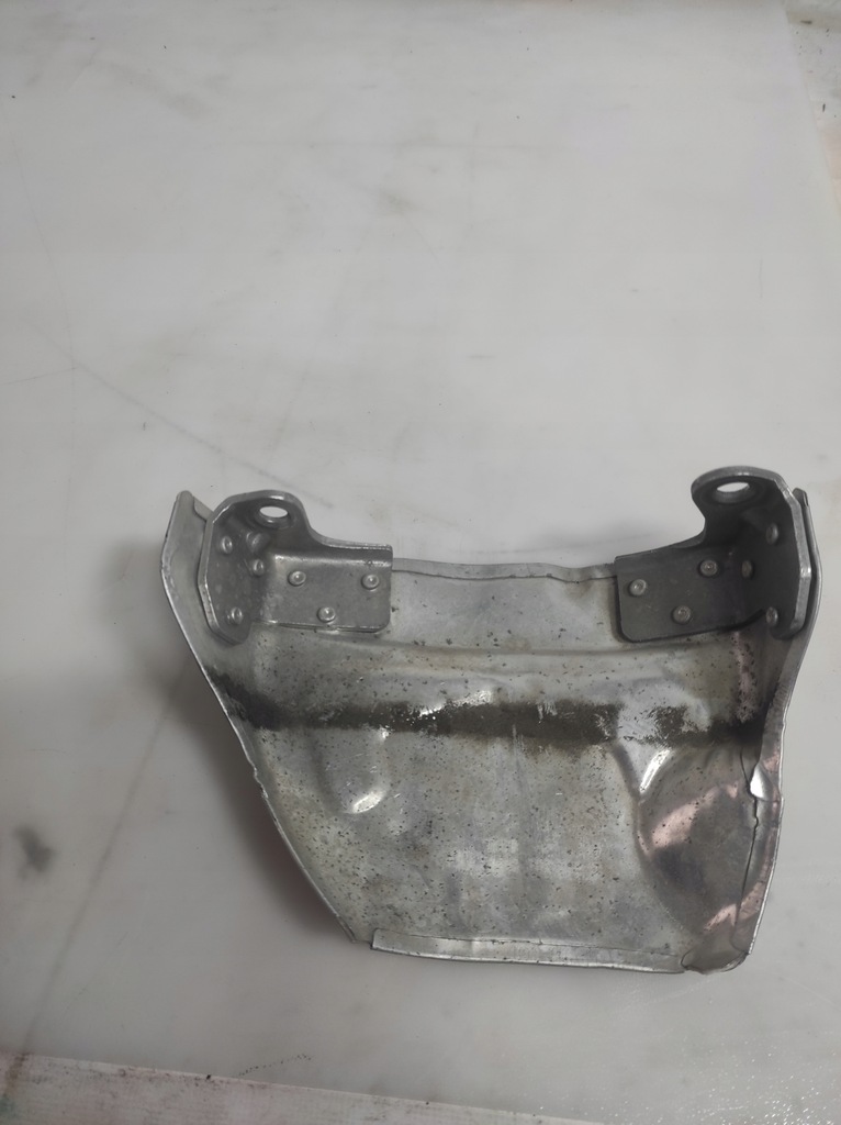 фото №9, Audi a5 17-osłona тепловая турбины 06l129597b usa