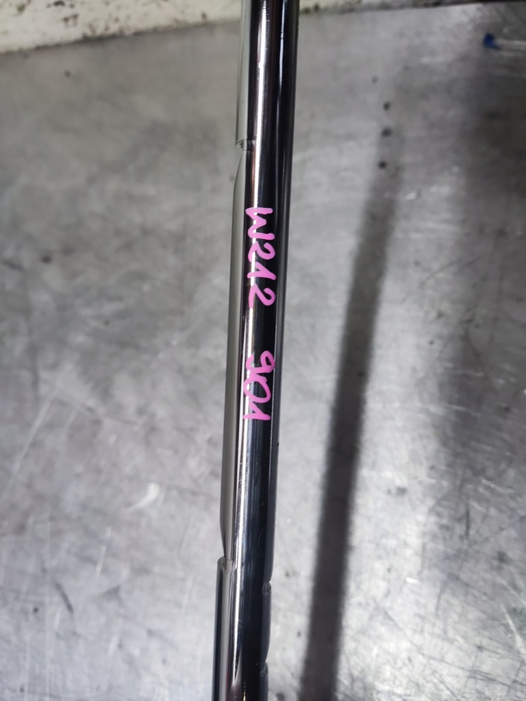 фото №6, Mercedes e klasa w212 підголівник сидіння перед шкіра