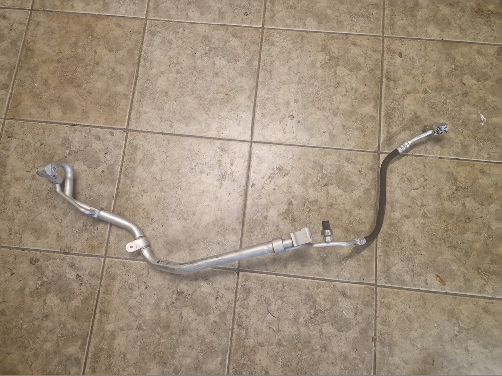 фото №1, Шланг кондиционера bmw g01 g02 9868407