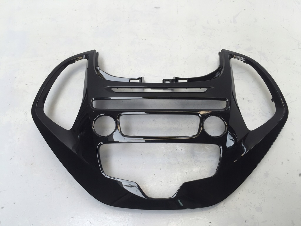 фото №1, Ford ka+ plus 2018 рамка консолі панель радіо