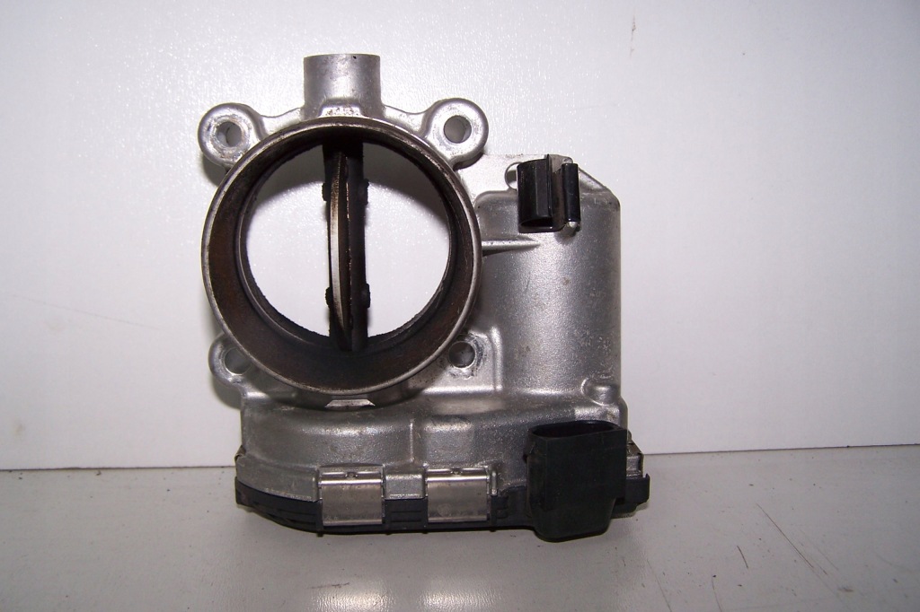 фото №1, Дроссельная заслонка ford custom ranger 2.2 bk2q-9e926-ac