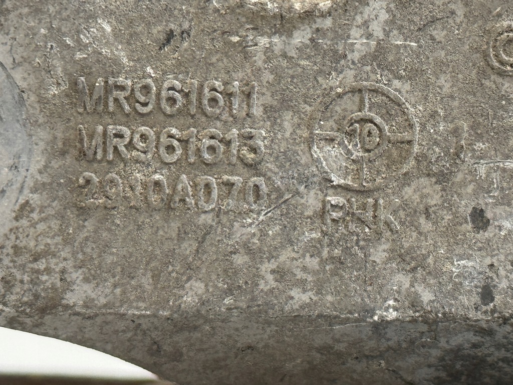 фото №9, Mitsubishi colt smart 1.1b подушка коробки передач оригінал