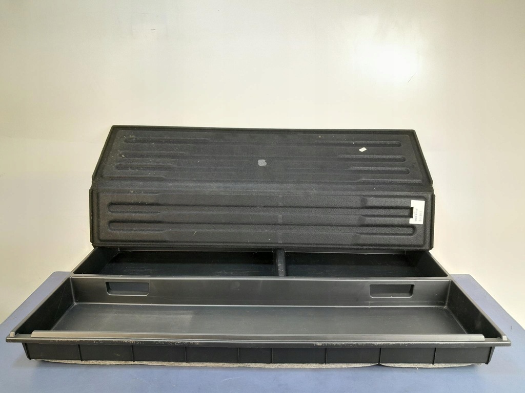 фото №7, Hyundai i30 ii kombi обшивка бардачок багажника