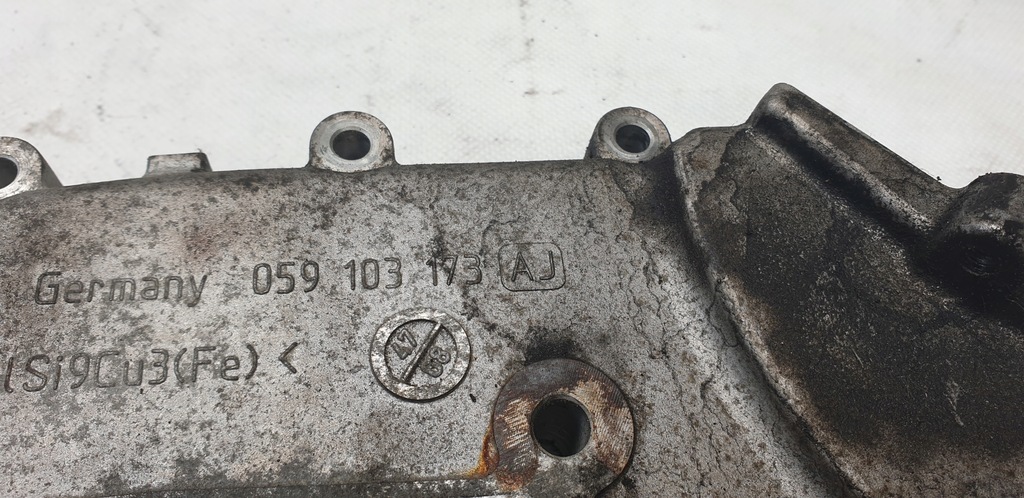 фото №2, Защита корпус распределительного вала 059103173aj audi 3.0 tdi