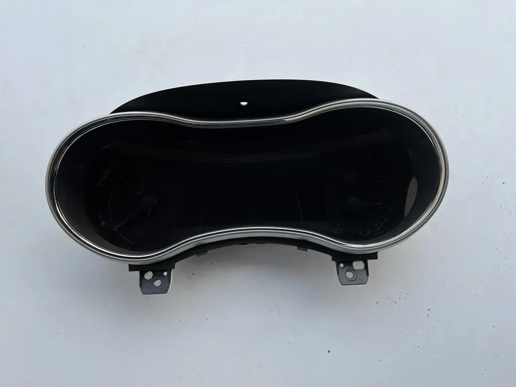 фото №5, Jeep grand cherokee wk2 счетчик приборы 3.0 crd