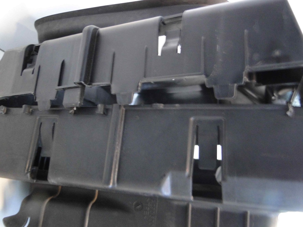 Mercedes amg gt 190 повітропровід повітря ліва Недорого