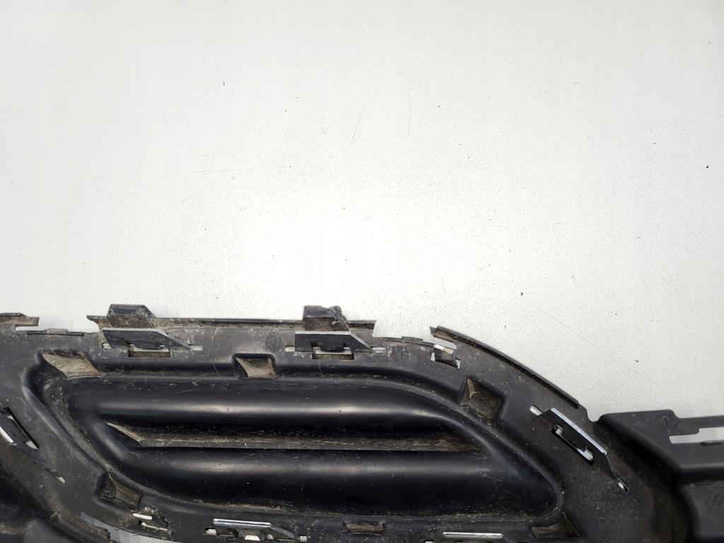 фото №14, Mercedes w206 c kl all-terrain решітка бампера задня