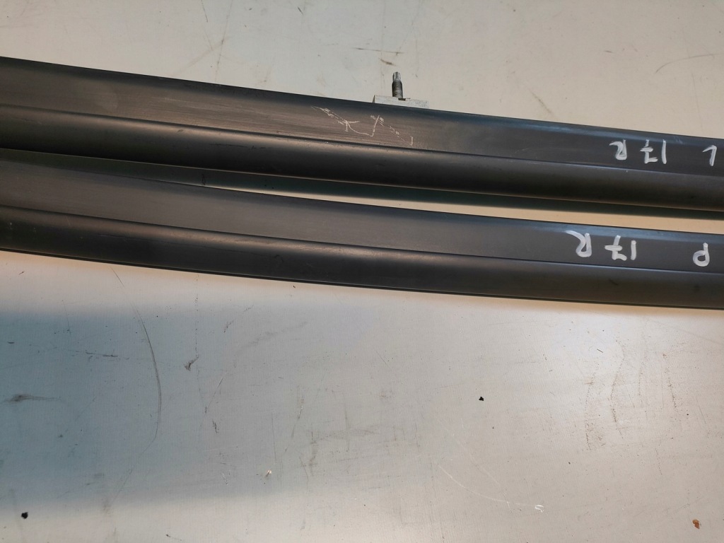 Opel zafira c рестайлинг  рейлинги кровельные правый  левое  комплект Оригинал