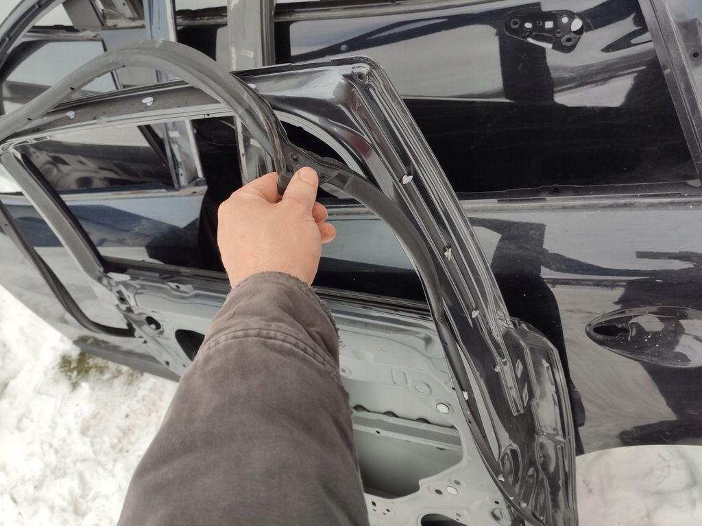 фото №3, Прокладка дверь задняя перед mazda cx5 левая правая