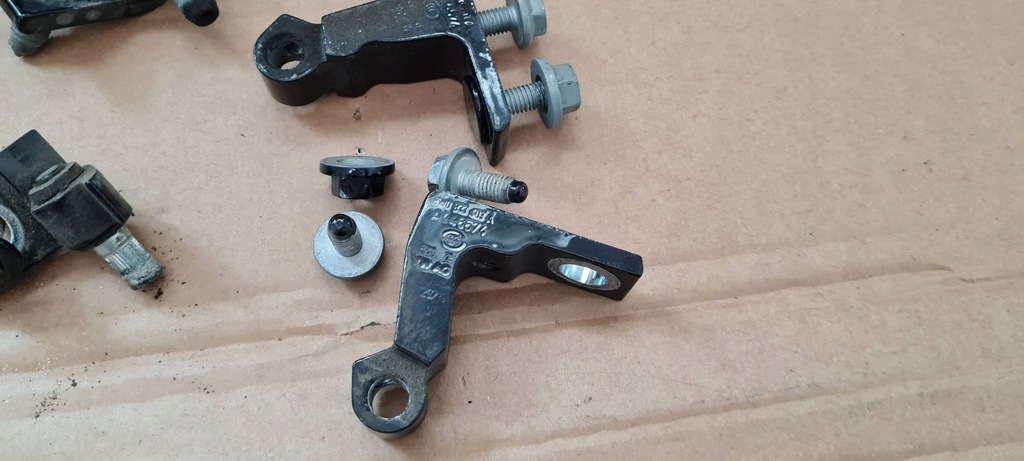 фото №8, A4 b9 8w lift петля петлі двері ліва лівий задня комплект ly9t