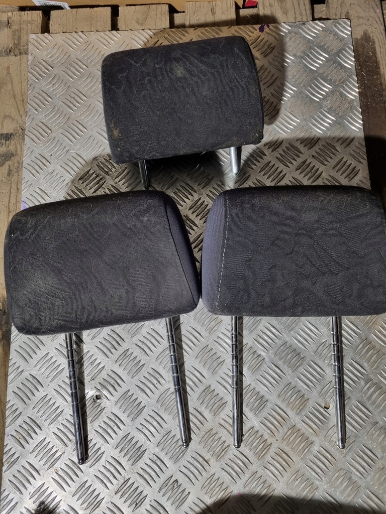 фото №1, Bmw e36 compact підголівники dwa передні 1 задній