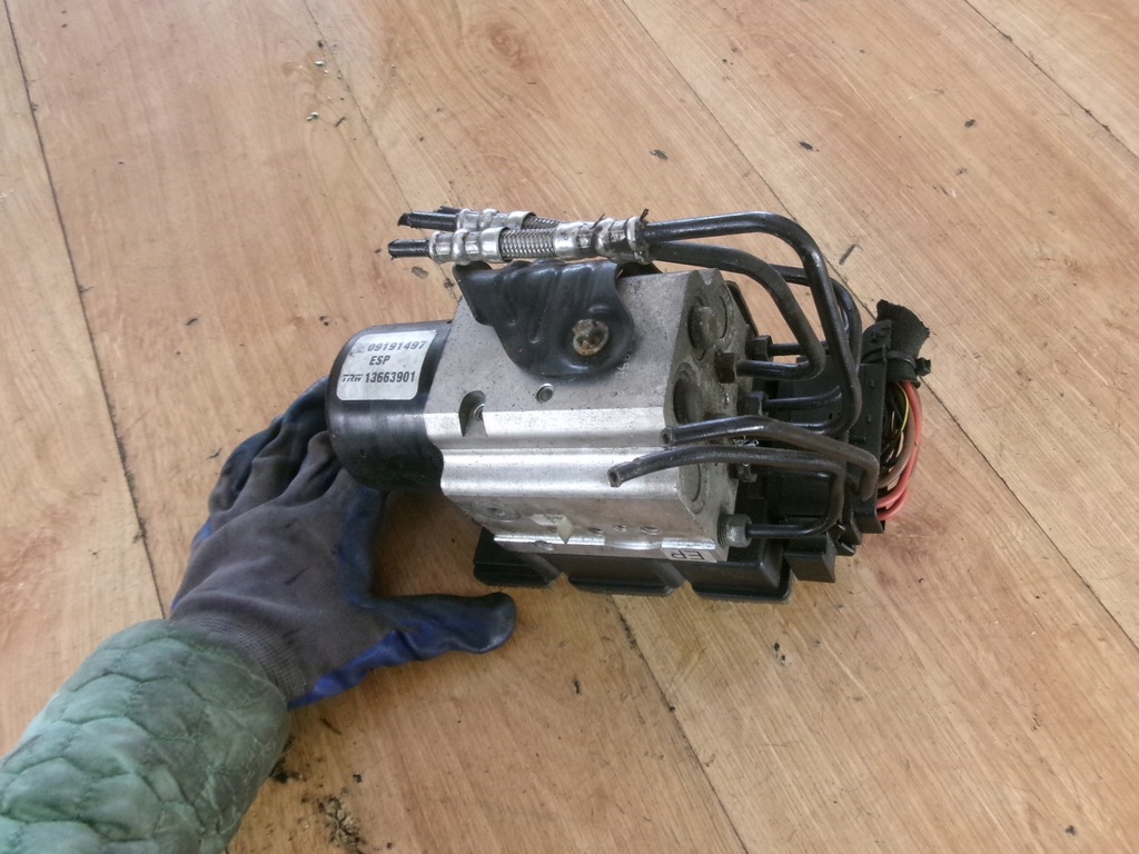 фото №1, Opel vectra c насос abs 2.2 54084636h