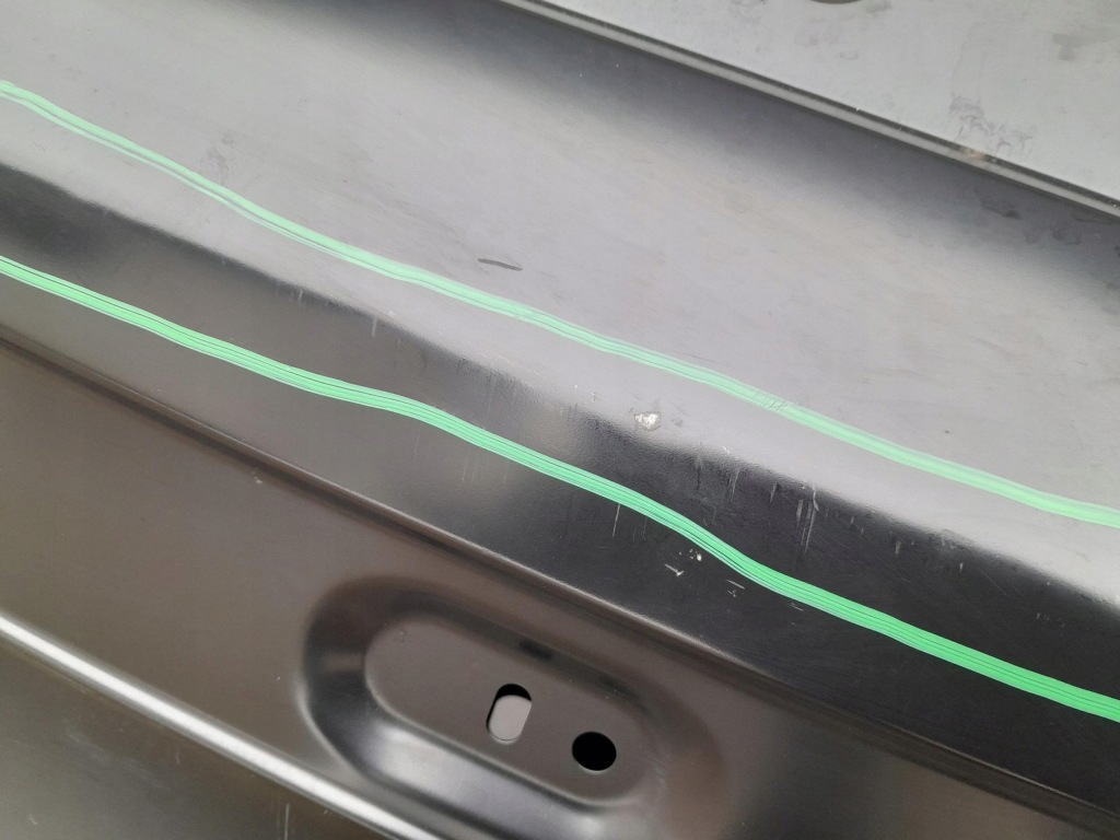 Ford explorer ev 24- кришка багажника багажника задній задня оригінал Зі Шроту