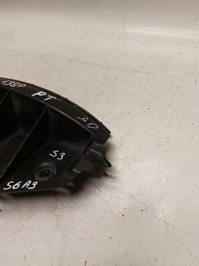 фото №7, Направляющая бампера правый задняя audi a3 8p 3d