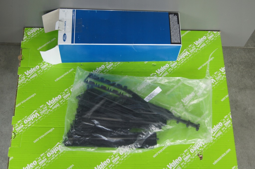 фото №1, Жалюзі ford focus mk3 повітропровід повітря 2014+